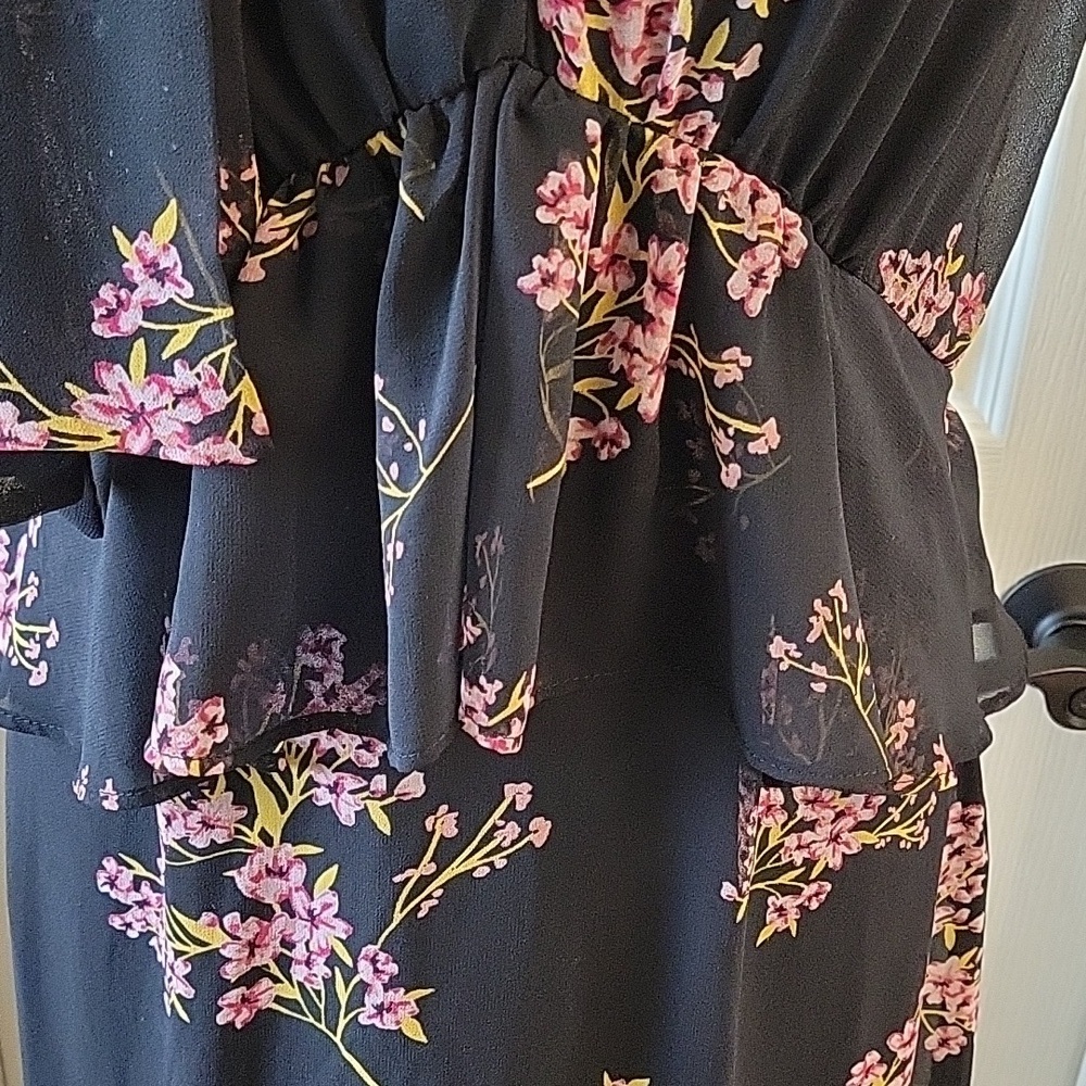 Black And Floral Print Layered Sheer Overlay Maxi Dress - Picture 8 of 16